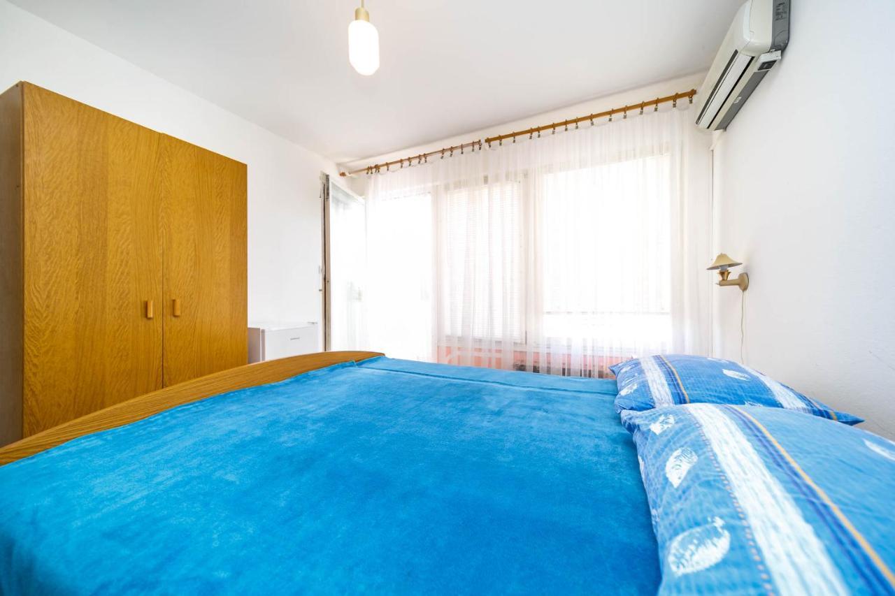 Guesthouse Ivkovic Krk Town Exterior photo