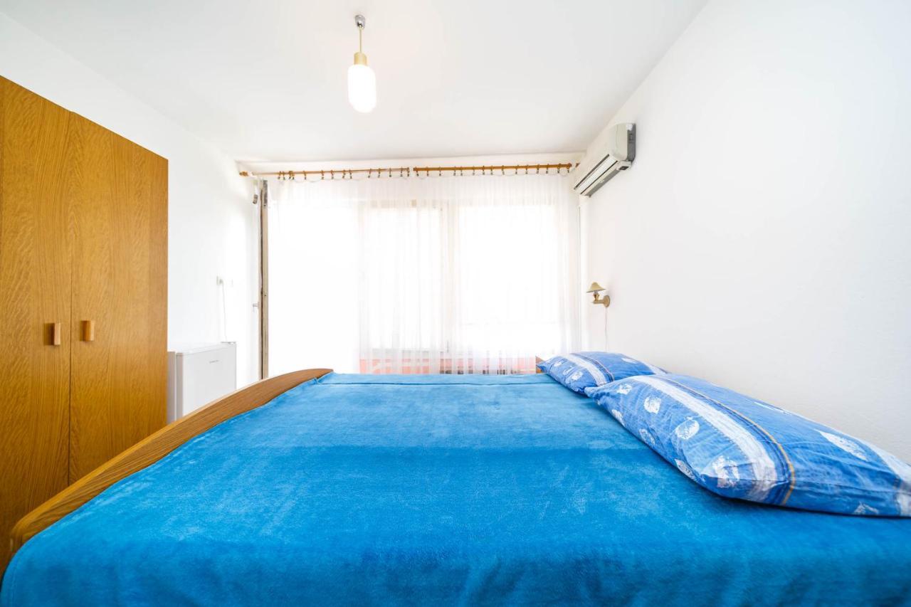 Guesthouse Ivkovic Krk Town Exterior photo